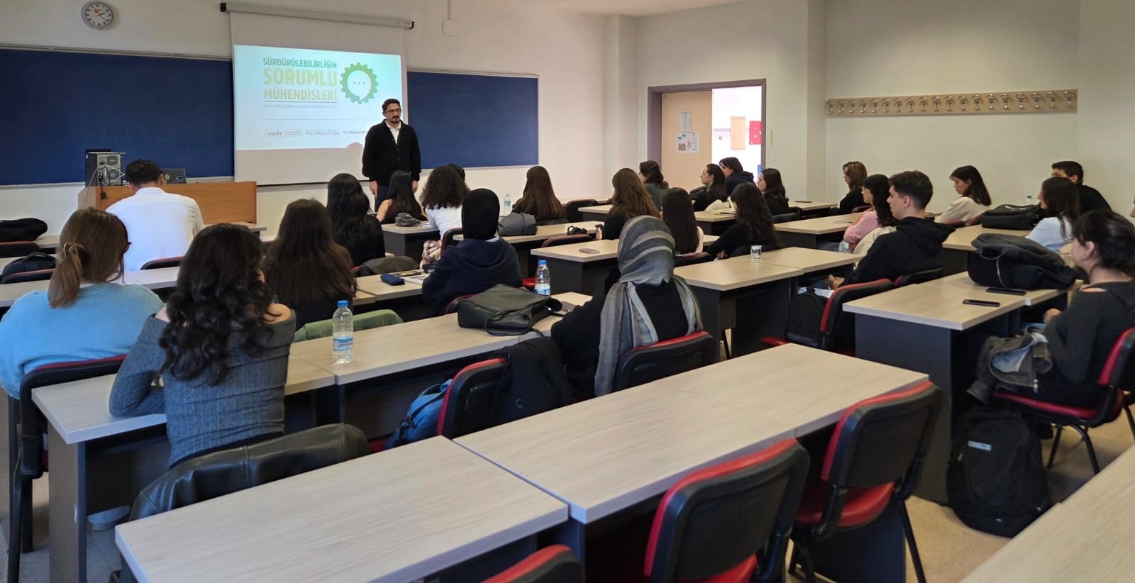 ESTÜ & SADE AKADEMİ